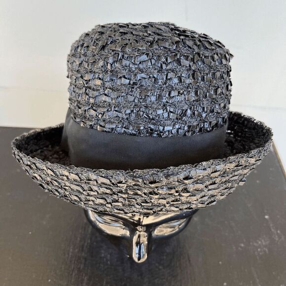 Vintage 50s Black Straw Cloche Hat • Grosgrain Bow, Up-Turn Brim - Picture 4 of 13